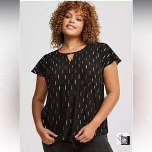 NWOT Torrid Georgette Keyhole Flutter Short Sleeve Blouse